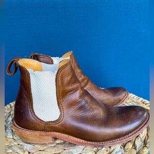 Walk-over vintage collection leather chelsea ankle boot size 7.5